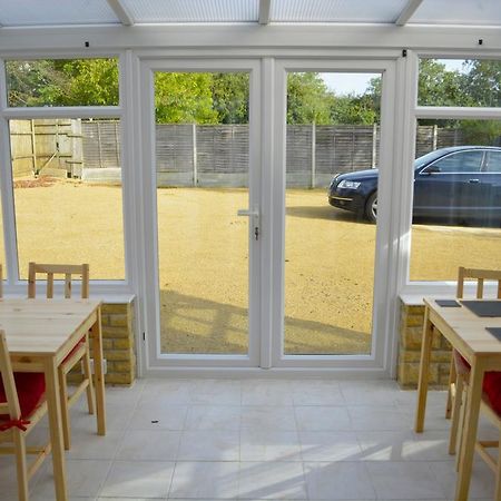 Winston Guesthouse بيسيستر المظهر الخارجي الصورة