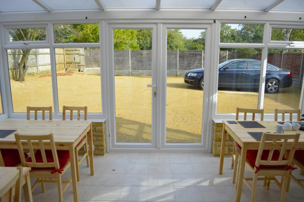 Winston Guesthouse بيسيستر المظهر الخارجي الصورة